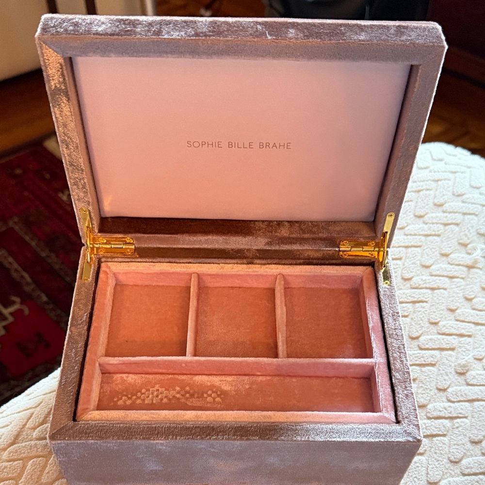 Sophie Bille Brahe Velvet Jewelry Box